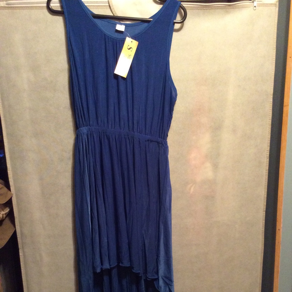 Women’s dresses